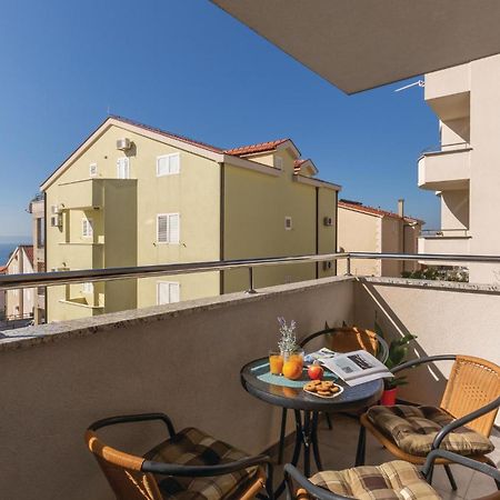Gorgeous Apartment In Makarska With Wifi 외부 사진