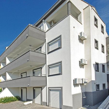 Gorgeous Apartment In Makarska With Wifi 외부 사진
